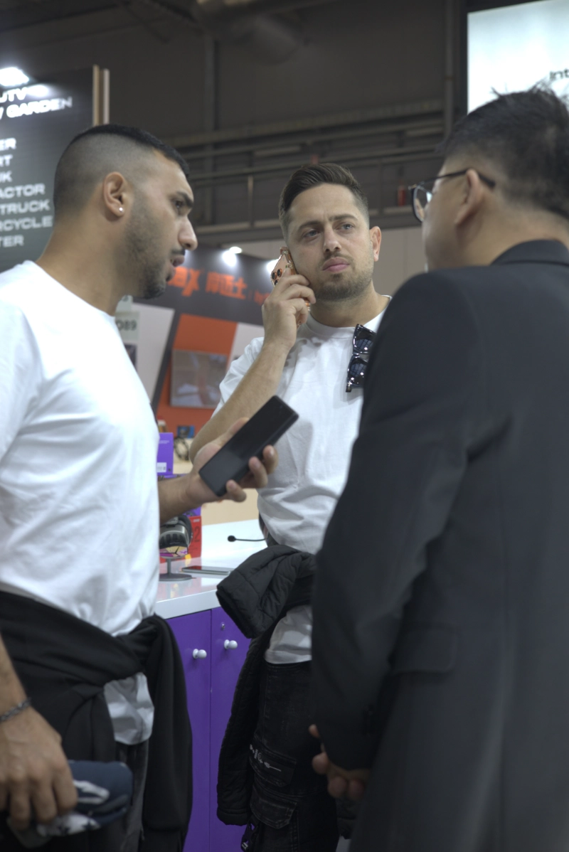 OHMIEX brilha no EICMA Milão 2025