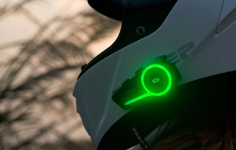 Ride Connected: fones de ouvido Bluetooth com capacete OEM/ODM para marcas globais de motocicletas
